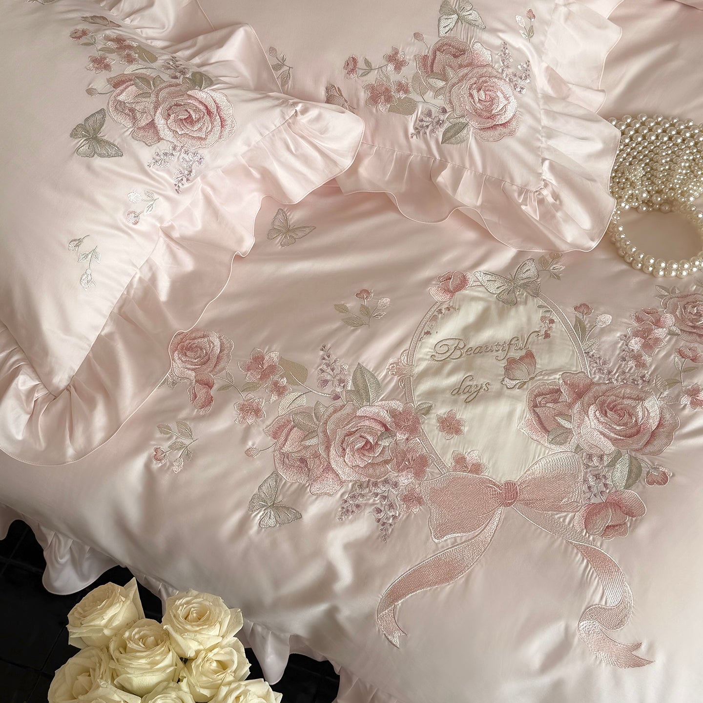 The Beaux Jours Set
